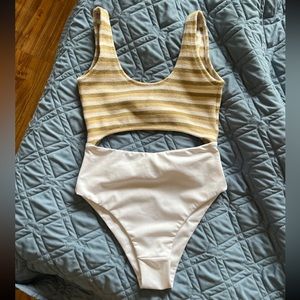 Tacoola Mai Mai one piece